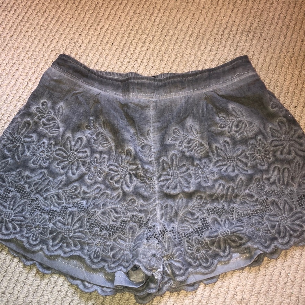 Loose comfy shorts